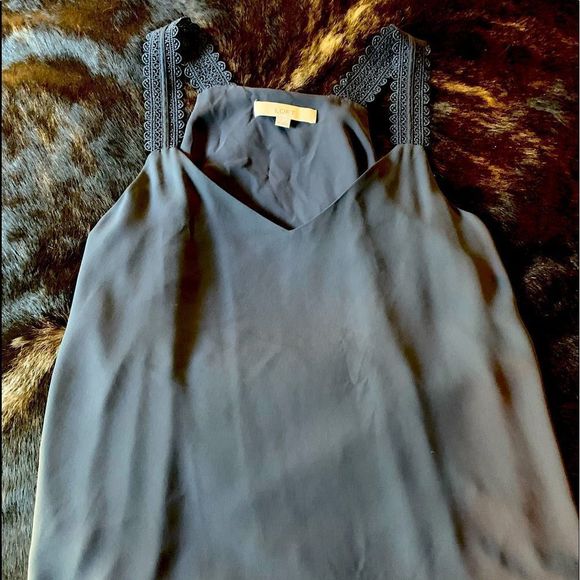 LOFT Tops - Ann Taylor Loft Gray Grey Lace Strap Tank. Size Medium
